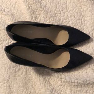 Nine West, Navy Blue Leather Pumps. Size 10.